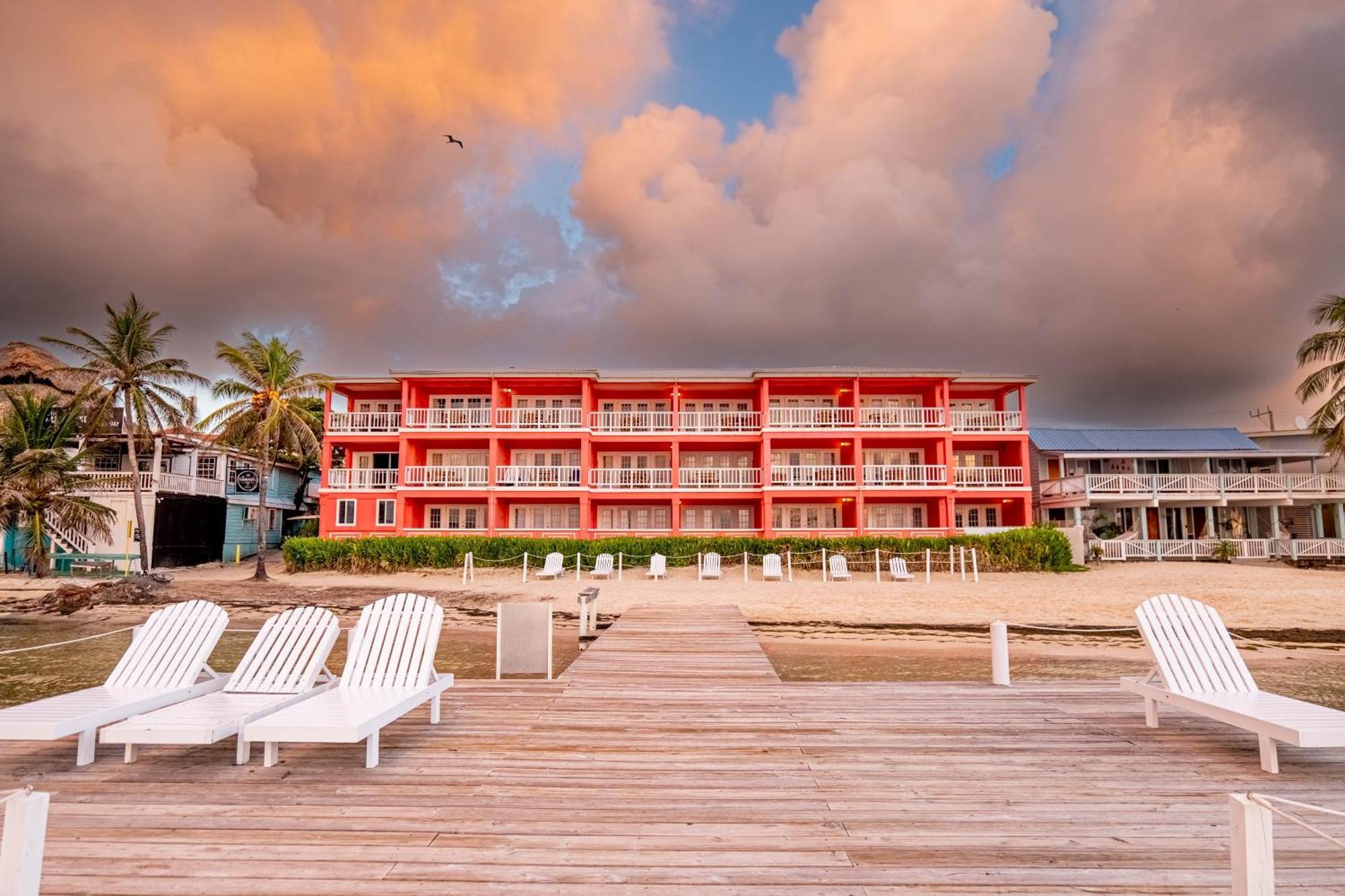 Mayan Princess Hotel San Pedro  Extérieur photo